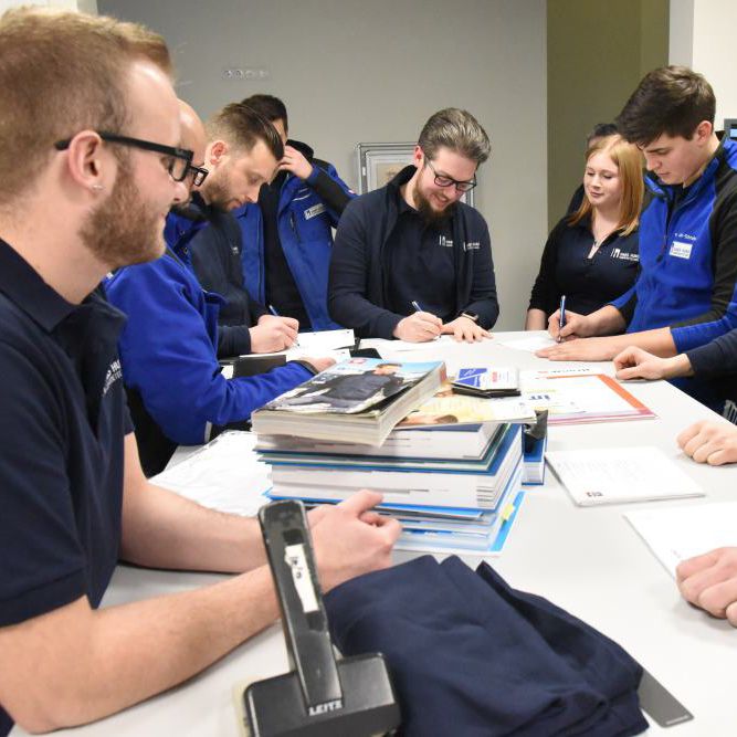 HH_Mitarbeiter_(2)_sq